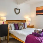 Denelea - Uk49954 Apartment Scarborough