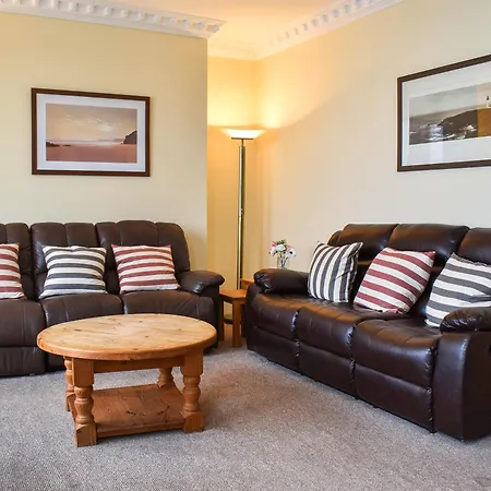 Denelea - Uk49954 Scarborough